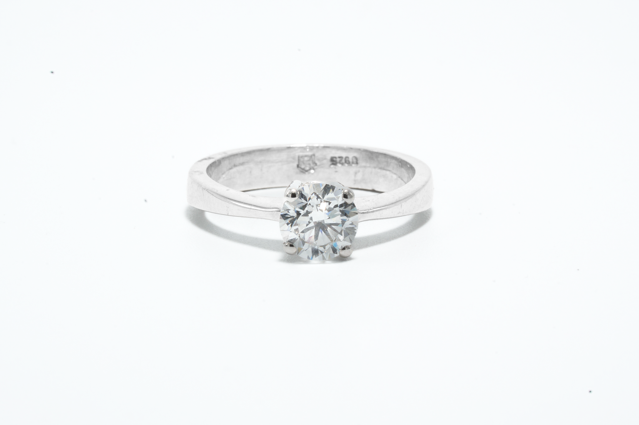 The Grace Petite – 1.01CT Lab Diamond Ring